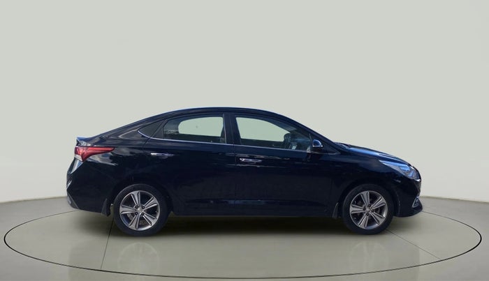 2017 Hyundai Verna 1.6 VTVT SX (O) AT, Petrol, Automatic, 78,130 km, Right Side