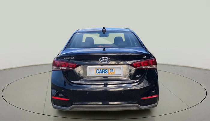 2017 Hyundai Verna 1.6 VTVT SX (O) AT, Petrol, Automatic, 78,130 km, Back/Rear