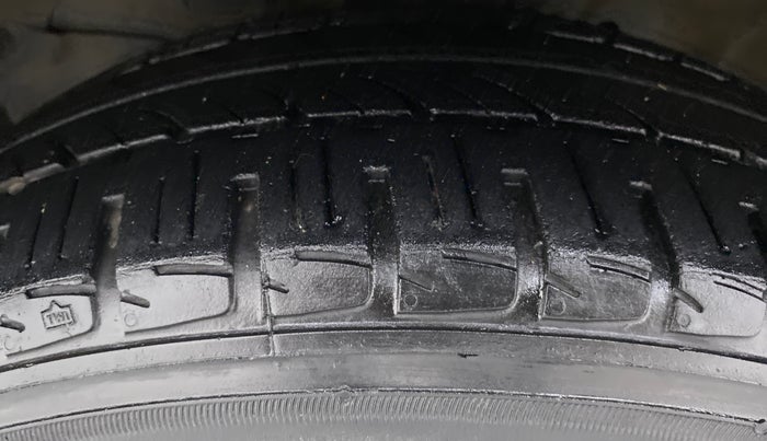2018 Honda City V MT PETROL, Petrol, Manual, 46,908 km, Left Front Tyre Tread