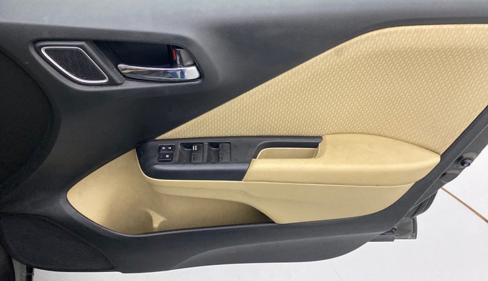 2018 Honda City V MT PETROL, Petrol, Manual, 46,908 km, Driver Side Door Panels Control