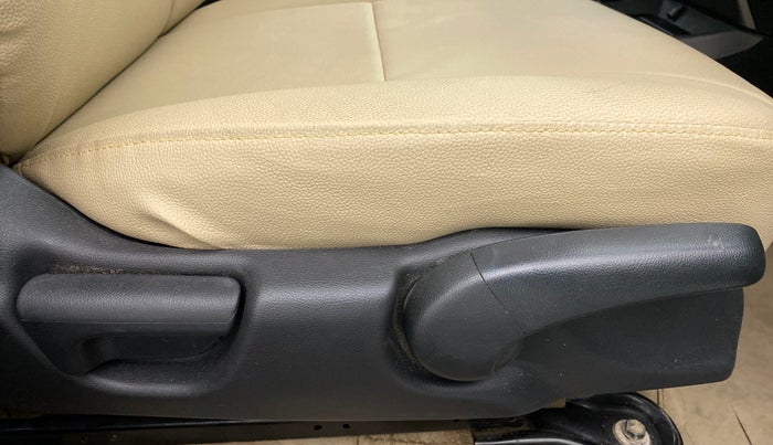 2018 Honda City V MT PETROL, Petrol, Manual, 46,908 km, Driver Side Adjustment Panel