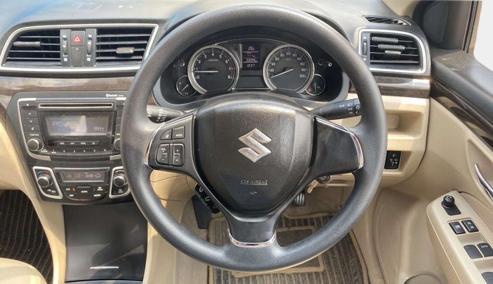 2017 Maruti Ciaz DELTA 1.4 MT PETROL, Petrol, Manual, 33,061 km, Steering Wheel Close Up