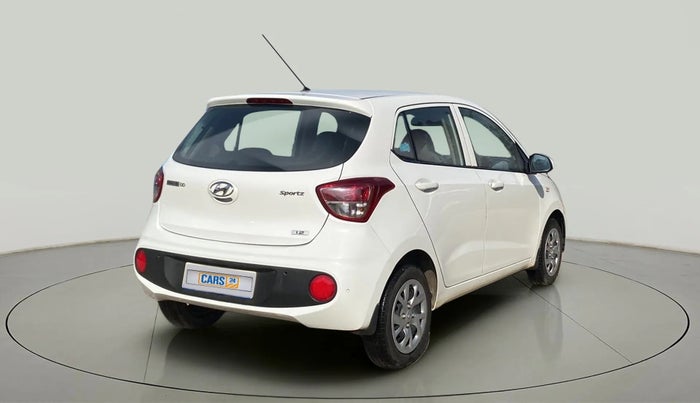 2017 Hyundai Grand i10 SPORTZ 1.2 KAPPA VTVT, Petrol, Manual, 17,261 km, Right Back Diagonal