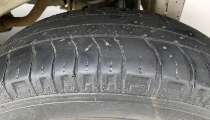 2019 Maruti Eeco 5 STR WITH A/C+HTR, Petrol, Manual, 35,485 km, Left Rear Tyre Tread