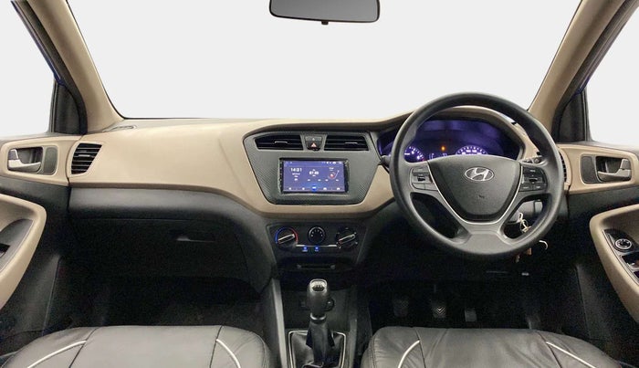 2014 Hyundai Elite i20 MAGNA 1.2, Petrol, Manual, 1,06,868 km, Dashboard