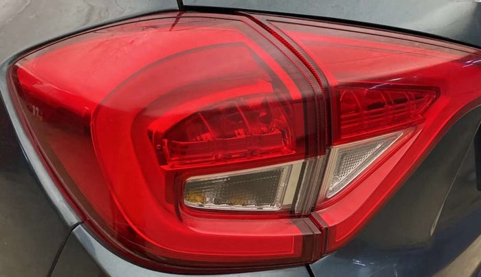 2022 Mahindra XUV300 W6 1.2 PETROL AMT, Petrol, Automatic, 7,200 km, Left tail light - Minor scratches