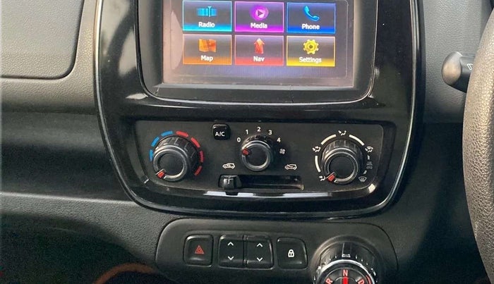 2018 Renault Kwid RXT 1.0 AMT (O), Petrol, Automatic, 34,107 km, AC Unit - Front vent has minor damage