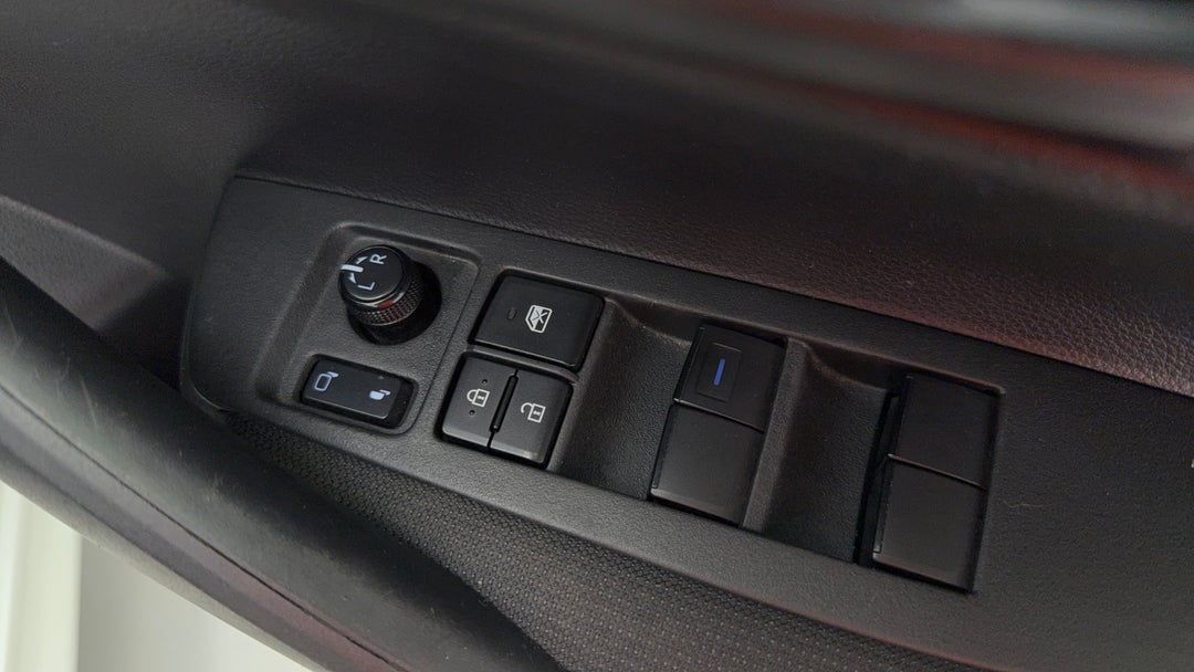 2019 Toyota Corolla Ascent Sport, Automatic, 87401 km, Drivers Side Door Panel Controls