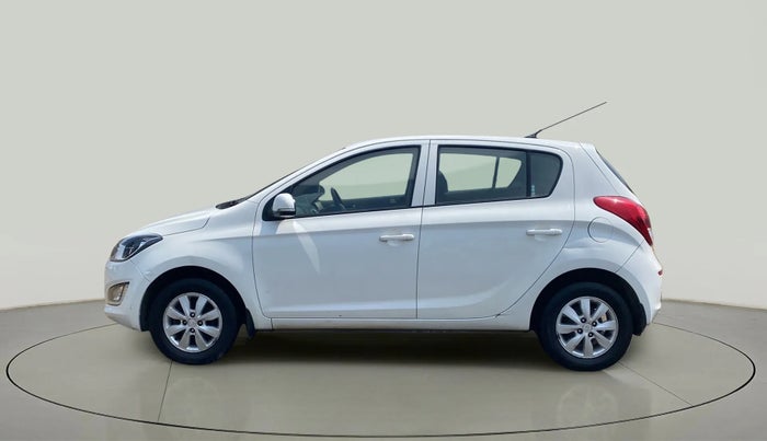 2014 Hyundai i20 SPORTZ 1.2, Petrol, Manual, 47,542 km, Left Side