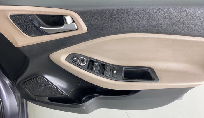 2020 Hyundai Elite i20 1.2 SPORTS PLUS VTVT, Petrol, Manual, 68,556 km, Driver Side Door Panels Control