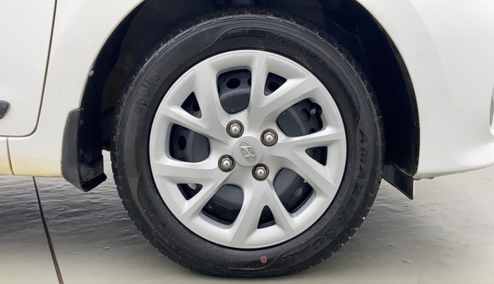 2019 Hyundai Grand i10 MAGNA 1.2 KAPPA VTVT, Petrol, Manual, 4,031 km, Right Front Tyre