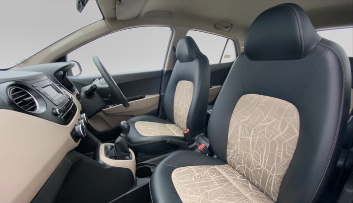 2019 Hyundai Grand i10 MAGNA 1.2 KAPPA VTVT, Petrol, Manual, 4,031 km, Right Side Front Door Cabin View
