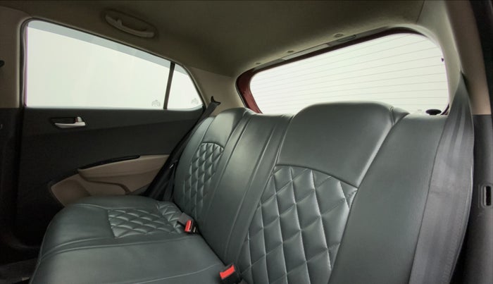 2015 Hyundai Grand i10 SPORTZ 1.2 KAPPA VTVT, Petrol, Manual, 59,614 km, Right Side Rear Door Cabin