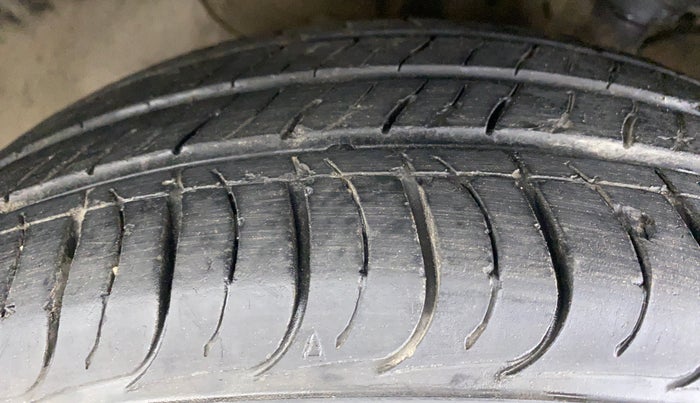 2016 Hyundai Creta 1.6 S, Petrol, Manual, 42,158 km, Left Front Tyre Tread
