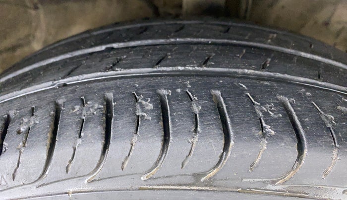 2016 Hyundai Creta 1.6 S, Petrol, Manual, 42,158 km, Right Front Tyre Tread