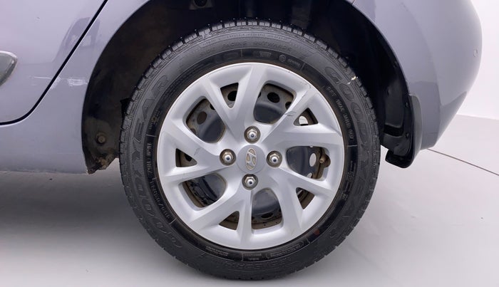2017 Hyundai Grand i10 SPORTZ O 1.2, Petrol, Manual, 31,976 km, Left Rear Wheel