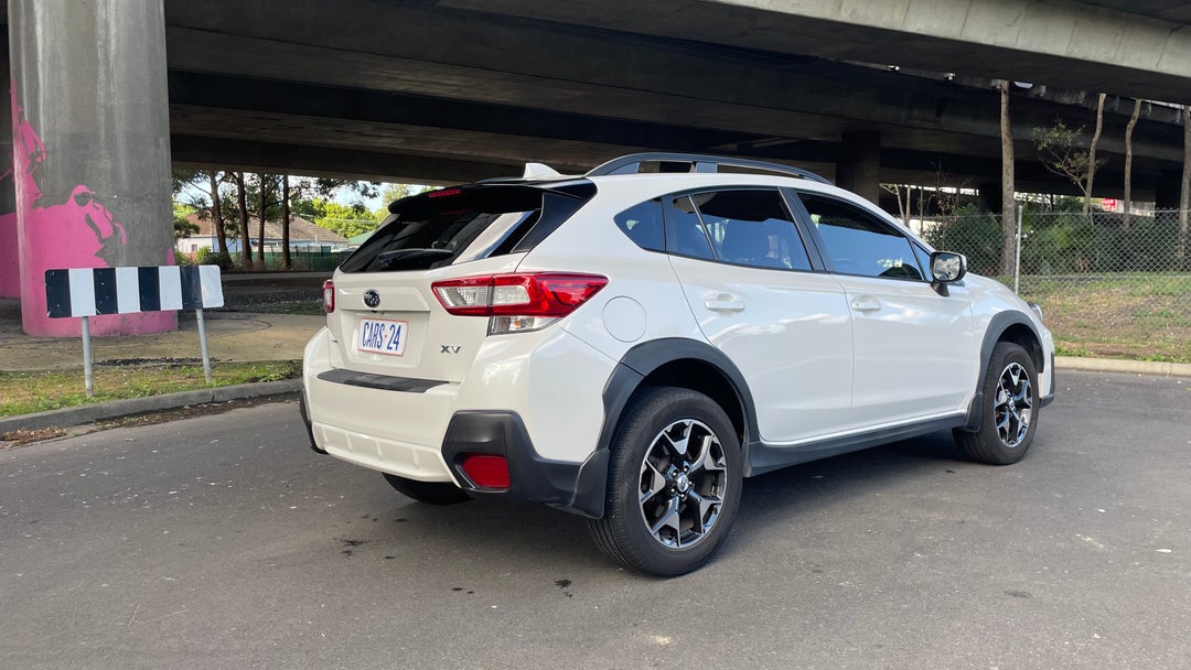 Right Back Diagonal (45- Degree) View