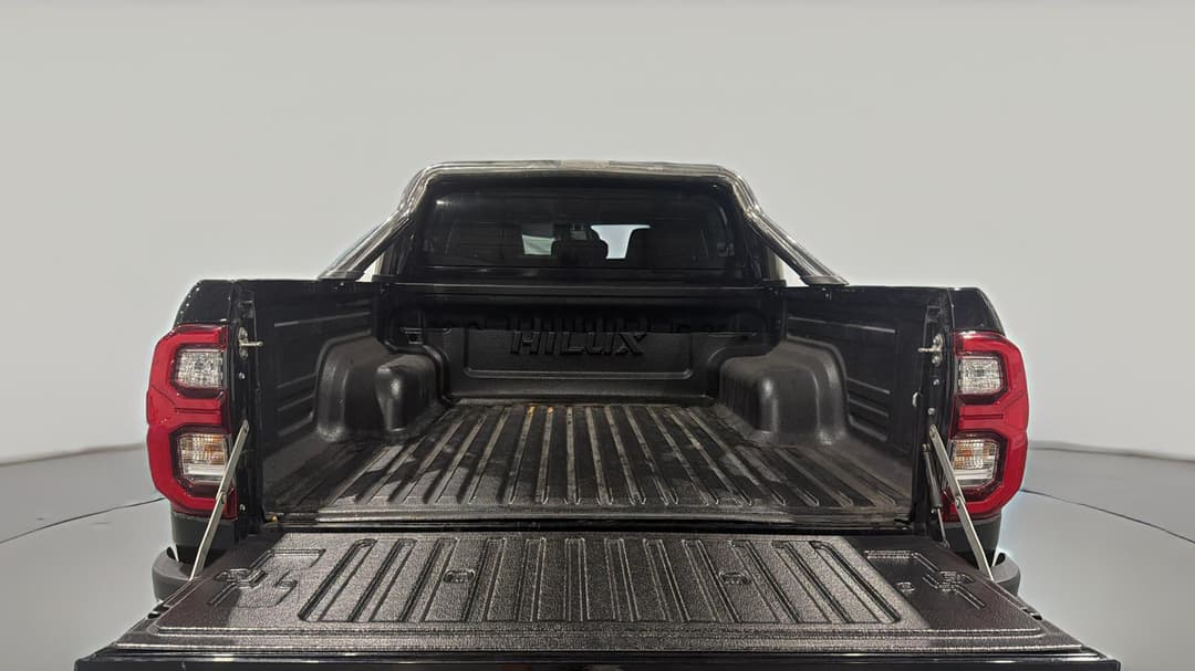 2022 Toyota Hilux Sr5 (4x4), Automatic, 65017 km, Boot Inside View