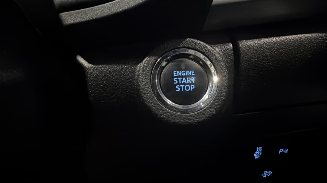 2022 Toyota Hilux Sr5 (4x4), Automatic, 65017 km, Keyless / Button Start
