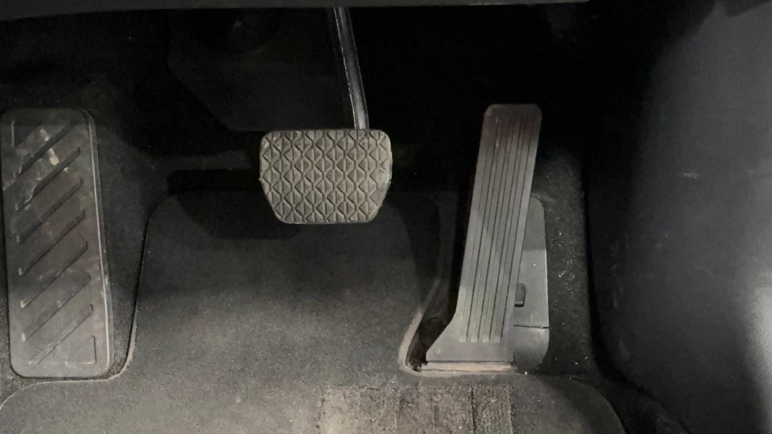 Pedals and Footmat