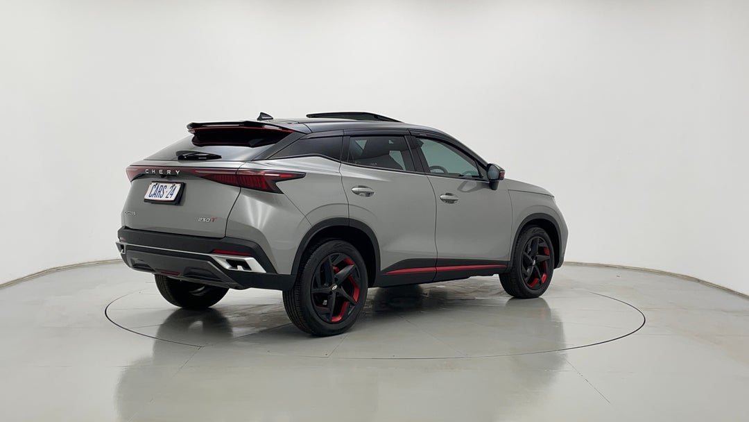 Right Back Diagonal (45- Degree) View