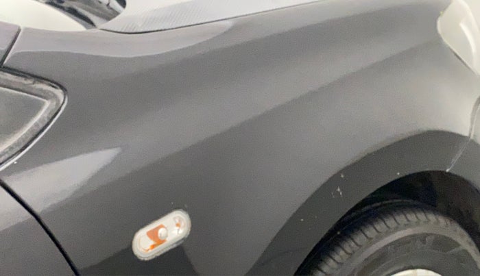 2014 Volkswagen Polo HIGHLINE1.2L, Petrol, Manual, 46,222 km, Right fender - Slightly dented