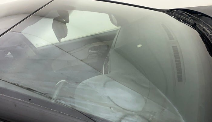 2014 Volkswagen Polo HIGHLINE1.2L, Petrol, Manual, 46,222 km, Front windshield - Minor spot on windshield