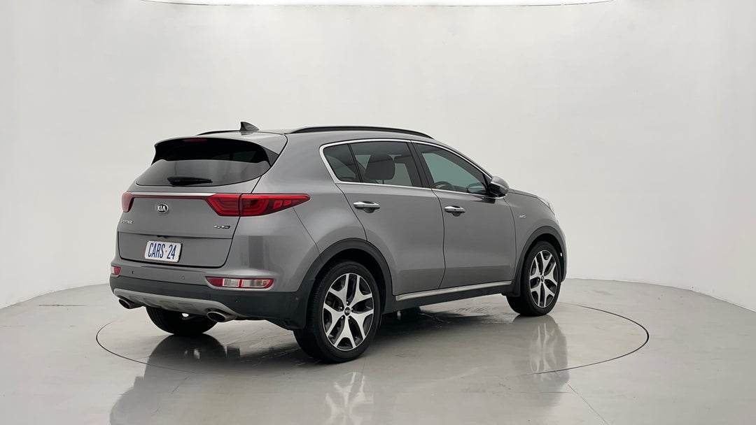 Right Back Diagonal (45- Degree) View