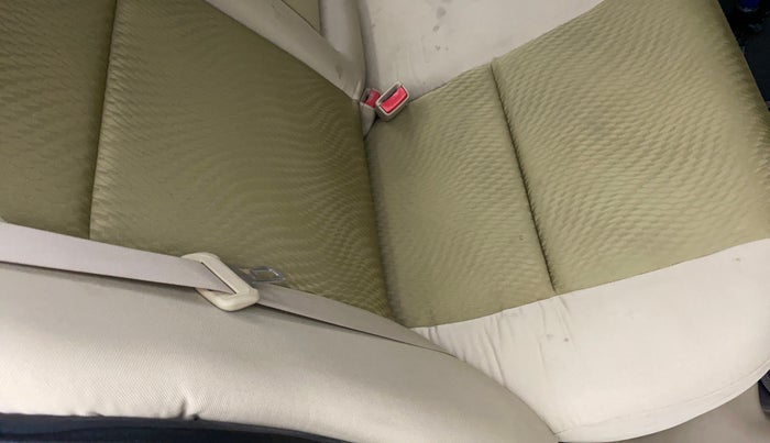2015 Honda Amaze 1.2L I-VTEC VX, Petrol, Manual, 91,277 km, Second-row right seat - Cover slightly stained