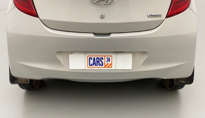 2011 Hyundai Eon MAGNA O, Petrol, Manual, 69,836 km, Rear bumper - Paint is slightly damaged