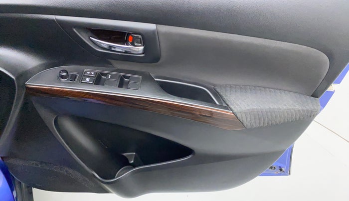 2015 Maruti S Cross ZETA 1.3, Diesel, Manual, 67,163 km, Driver Side Door Panels Control