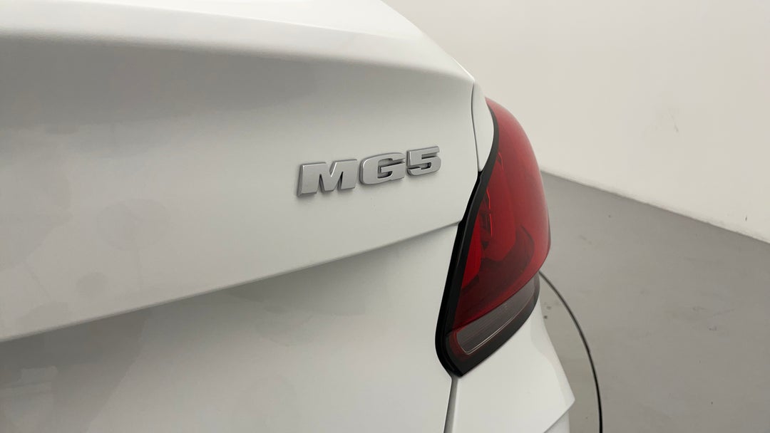 Badge (Boot Right Side)