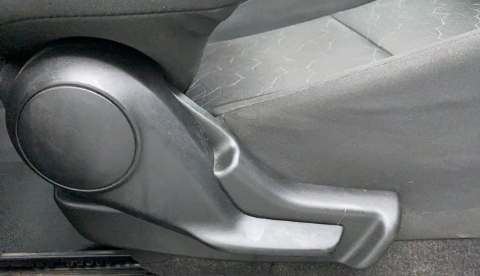 2018 Maruti IGNIS ZETA 1.2 K12, Petrol, Manual, 13,440 km, Driver Side Adjustment Panel