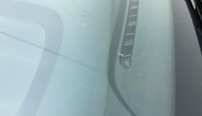 2016 Hyundai Grand i10 SPORTZ 1.2 KAPPA VTVT, Petrol, Manual, 33,928 km, Front windshield - Minor spot on windshield