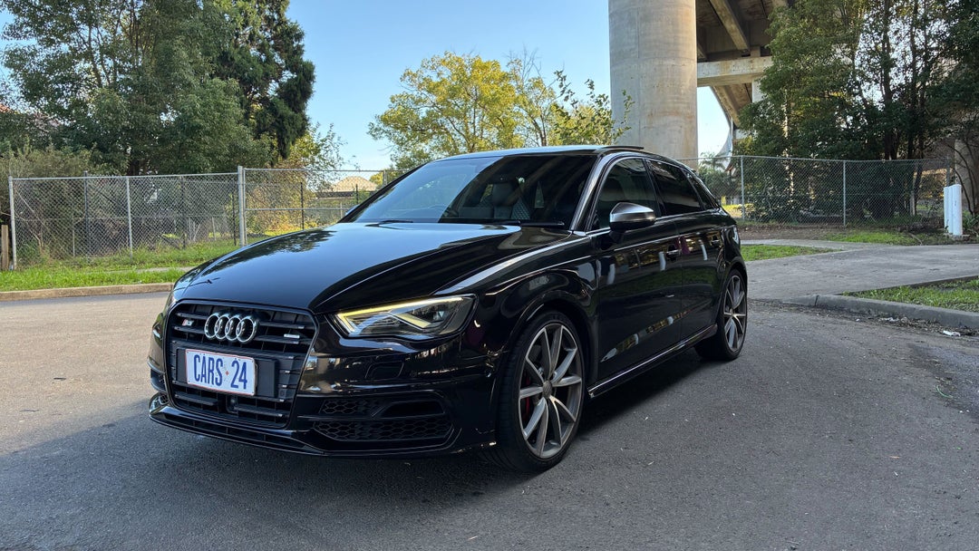 2016 Audi S3 2.0 Tfsi Quattro, Automatic, 94629 km, Left Front Diagonal (45- Degree) View