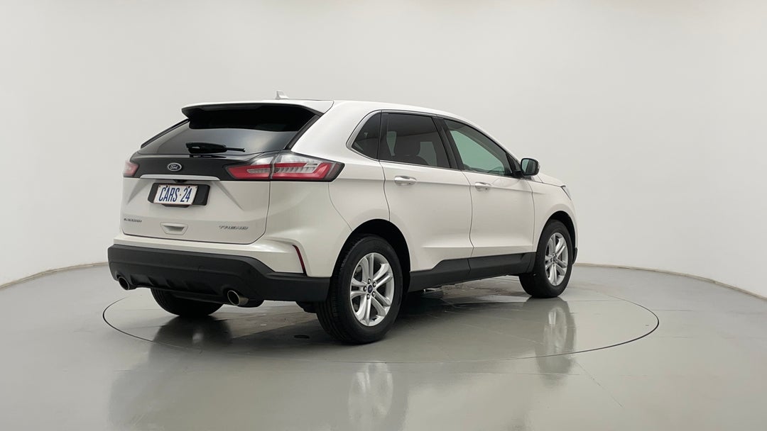 Right Back Diagonal (45- Degree) View