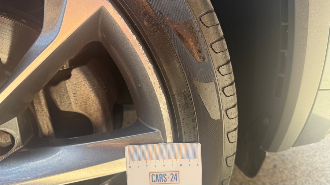 Tyres Front RHS Scratch