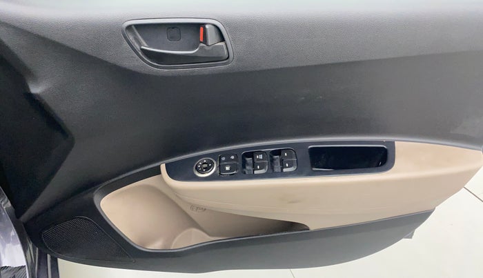 2017 Hyundai Grand i10 MAGNA 1.2 VTVT, Petrol, Manual, 32,963 km, Driver Side Door Panels Control