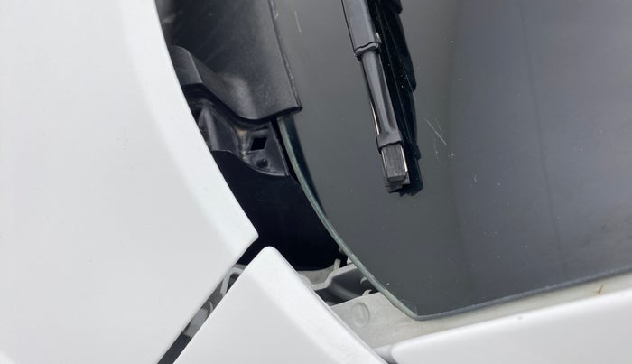 2022 Hyundai NEW I20 MAGNA 1.2 MT, Petrol, Manual, 3,564 km, Bonnet (hood) - Cowl vent panel has minor damage