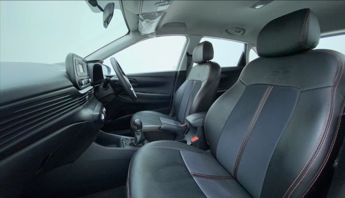 2022 Hyundai NEW I20 MAGNA 1.2 MT, Petrol, Manual, 3,564 km, Right Side Front Door Cabin