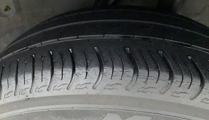 2018 Honda Amaze 1.2L I-VTEC V, Petrol, Manual, 28,483 km, Left Rear Tyre Tread