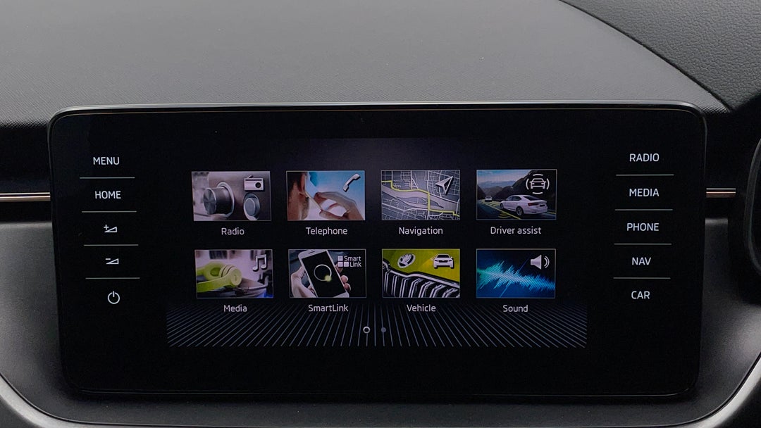 2022 SKODA Scala Signature 110tsi, Automatic, 25496 km, Infotainment System