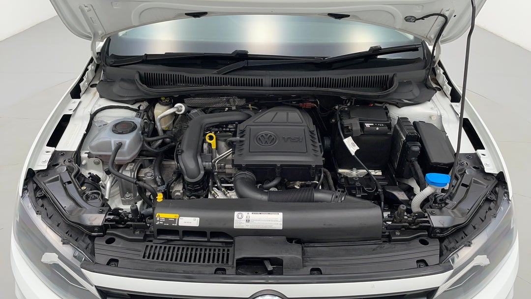 Open Bonnet (Engine)