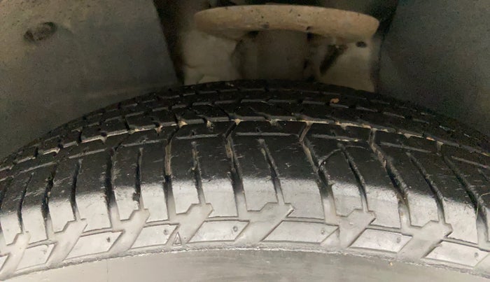 2020 Mahindra XUV500 W7 AT, Diesel, Automatic, 31,222 km, Left Front Tyre Tread