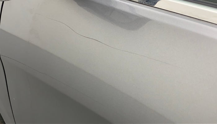 2020 Maruti Celerio VXI CNG, CNG, Manual, 84,583 km, Front passenger door - Minor scratches