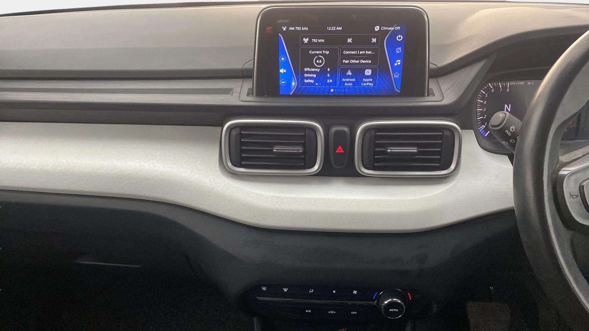 Center-console---infotainment