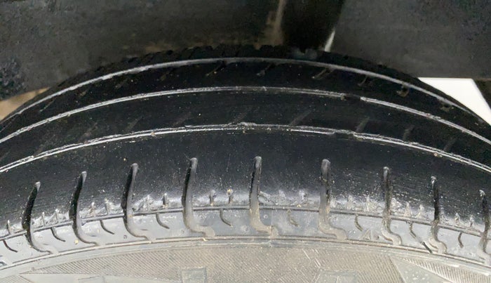 2018 Datsun Redi Go A, Petrol, Manual, 23,819 km, Left Rear Tyre Tread