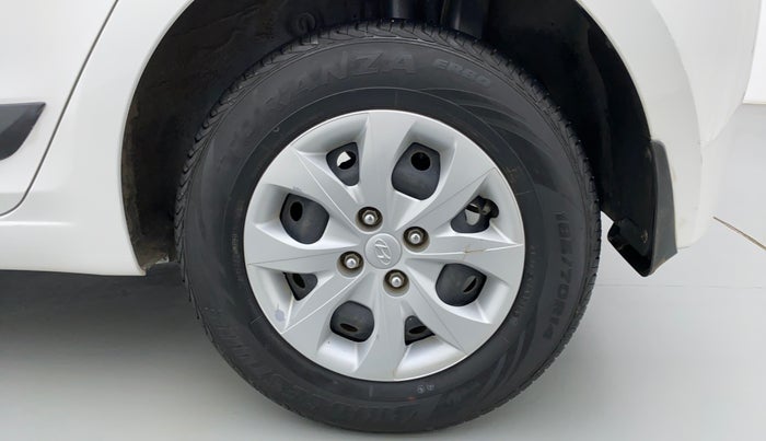 2017 Hyundai Elite i20 SPORTZ 1.2, Petrol, Manual, 25,986 km, Left Rear Wheel