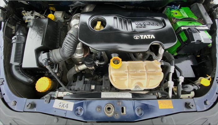 2017 Tata Hexa Varicor 400 XT 4X4, Diesel, Manual, 95,570 km, Open Bonet