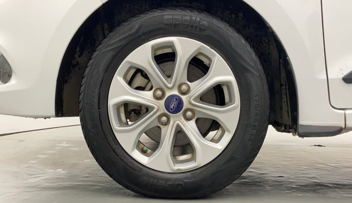 2017 Ford New Figo 1.2 TITANIUM, Petrol, Manual, 33,257 km, Left Rear Wheel